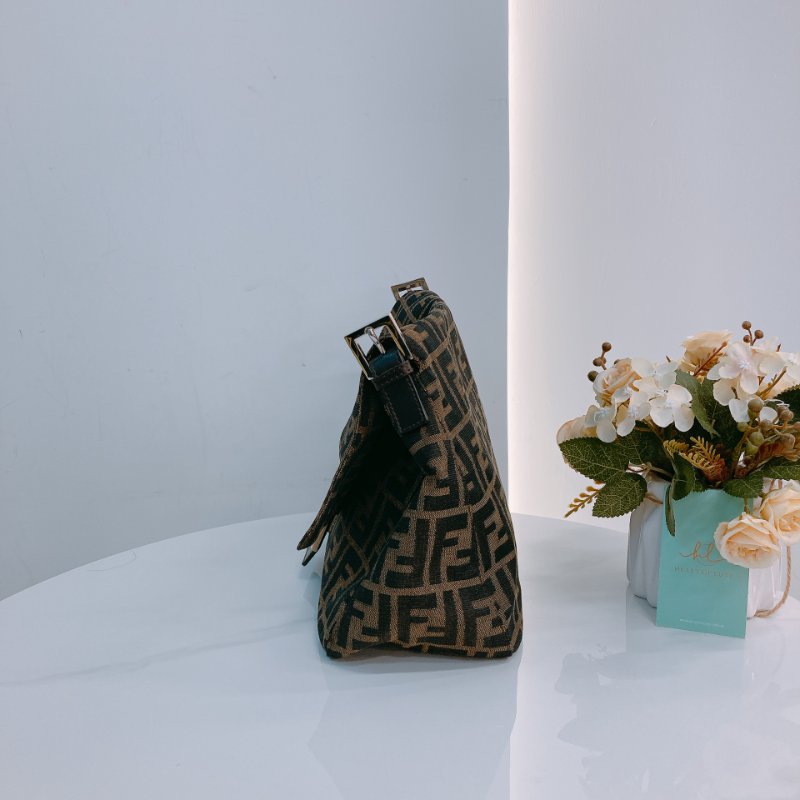 MS0641 Fendi 芬迪單肩包 帆布咖啡色銀扣 Zucca Mamma Baguette 30cm Canvas Brown x PHW-5