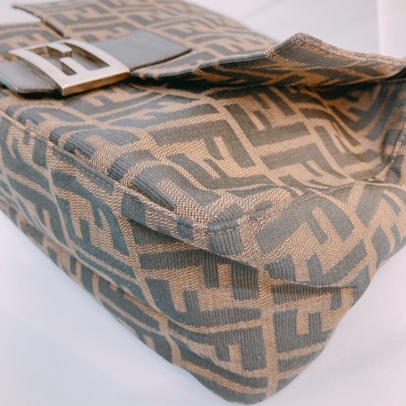 MS0641 Fendi 芬迪單肩包 帆布咖啡色銀扣 Zucca Mamma Baguette 30cm Canvas Brown x PHW-8