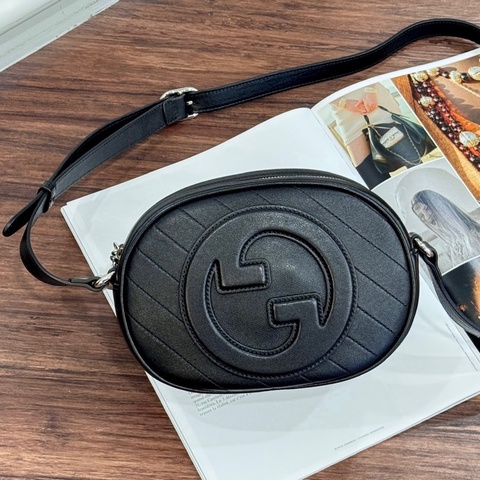 GUCCI 760175 黑Blondie橢圓相機包