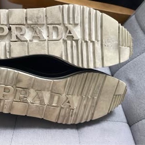 Prada 雕花鬆糕鞋-3