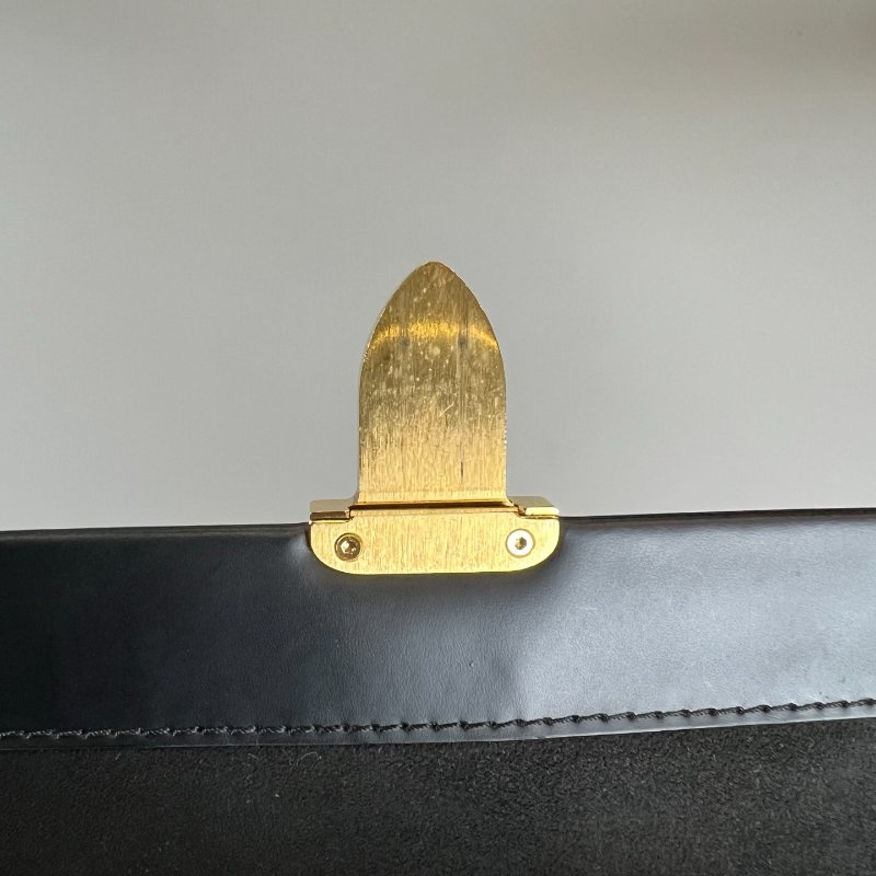 LV M43125 黑拚老花One Handle Flap MM側肩包-10