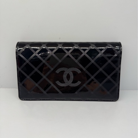 97新Chanel 香奈兒長款黑色漆皮錢包  18開