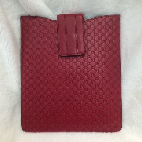 Gucci Microguccissima Red I Pad Case