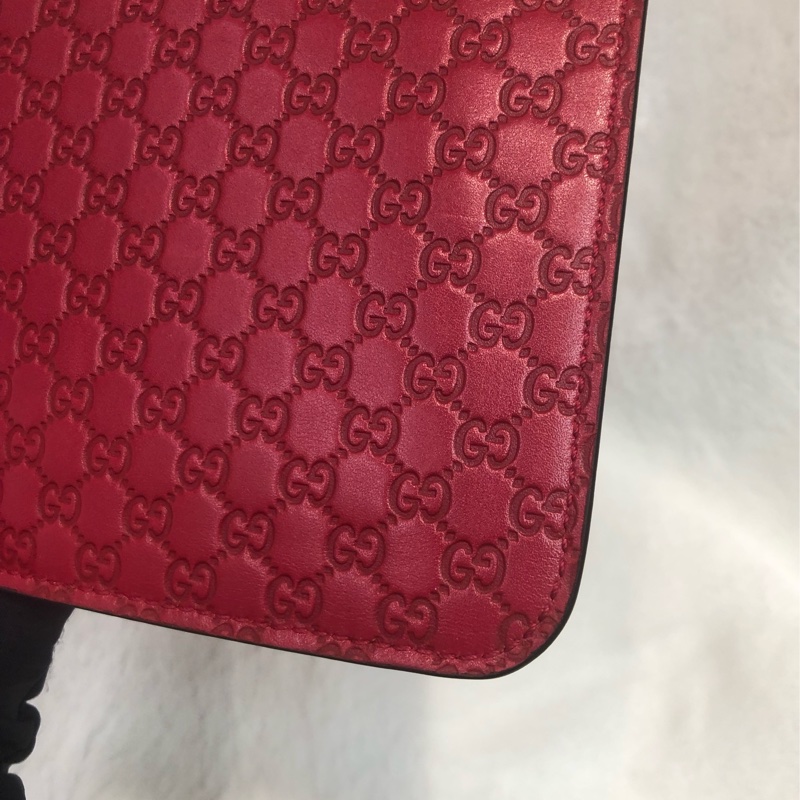 Gucci Microguccissima Red I Pad Case IA642-10