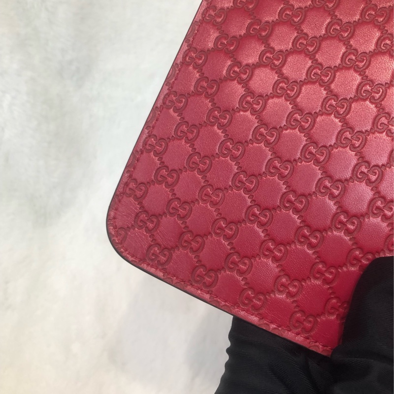 Gucci Microguccissima Red I Pad Case IA642-11