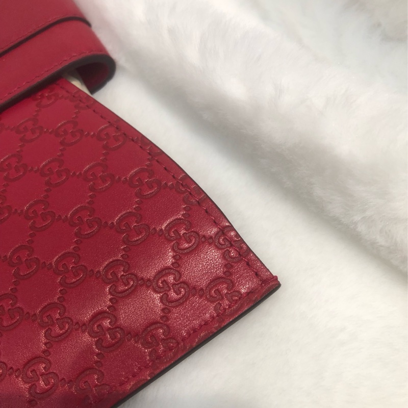 Gucci Microguccissima Red I Pad Case IA642-16