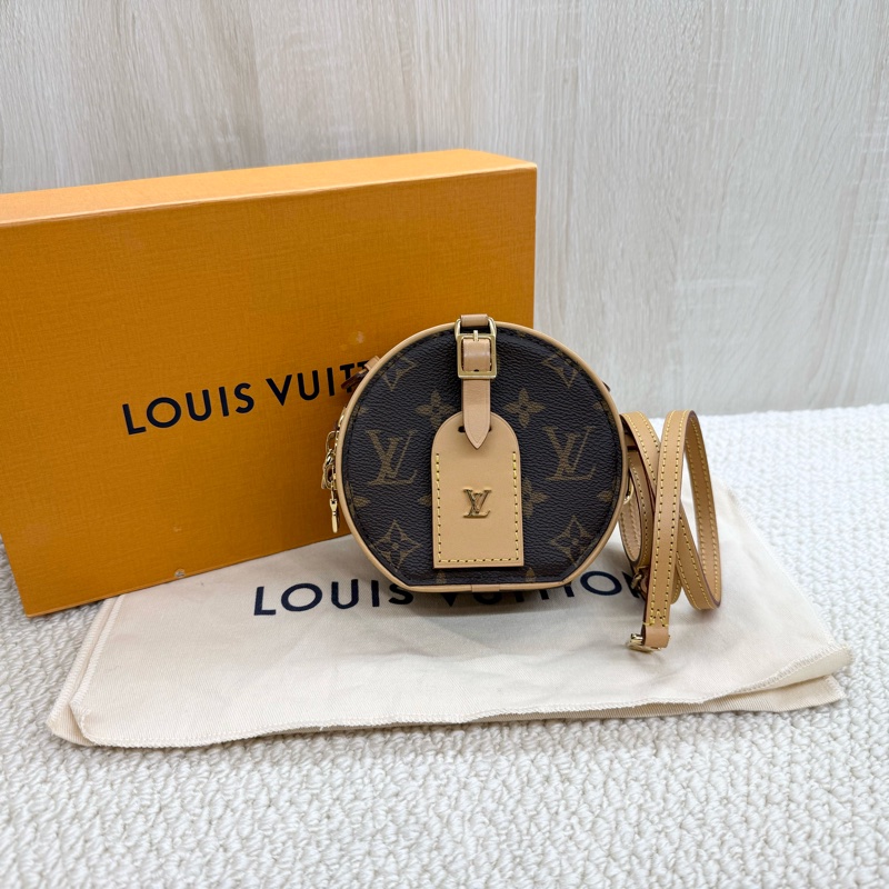 LV可愛爆擊💕原花Mini Boite Chapeau圓餅包m44699-1