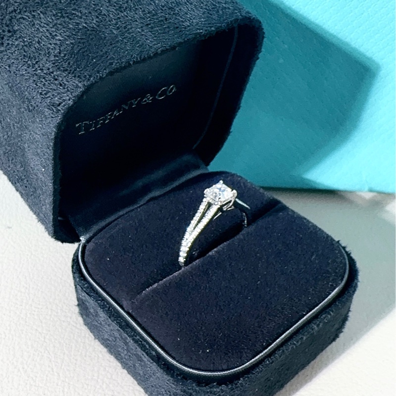 Tiffany蒂芙尼 高端Lucida系列 豪華鑲嵌鑽石戒指，51號-2