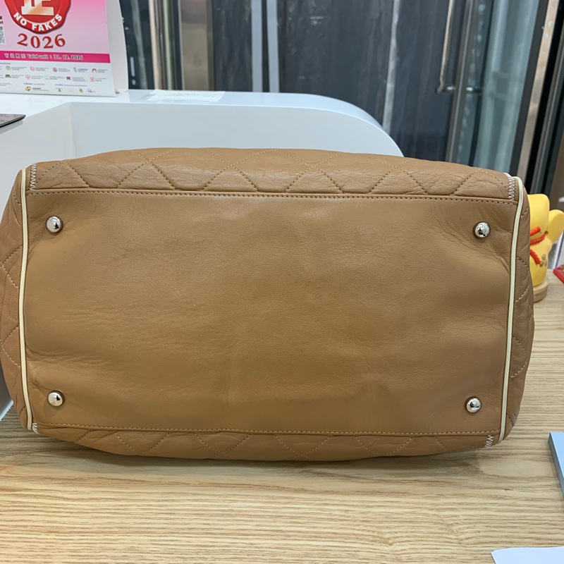 Chanel 2.55 tote-2