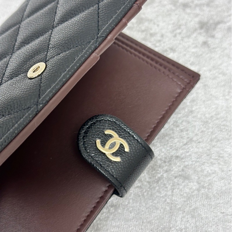 Chanel 黑金護照夾|經典荔枝紋小牛皮|全新全配|附購證影本去個資-5