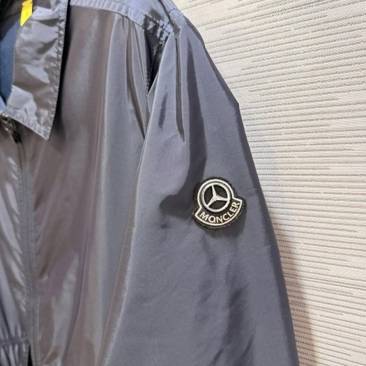 💎Han's house精品服飾💎moncler 聯名 Mercedes-Benz 賓士 尼龍 防水 風衣 現貨 S  原價41500-4