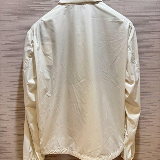💎Han's house精品服飾💎moncler FARLAK 連帽 可藏 風衣 外套 現貨 4-5