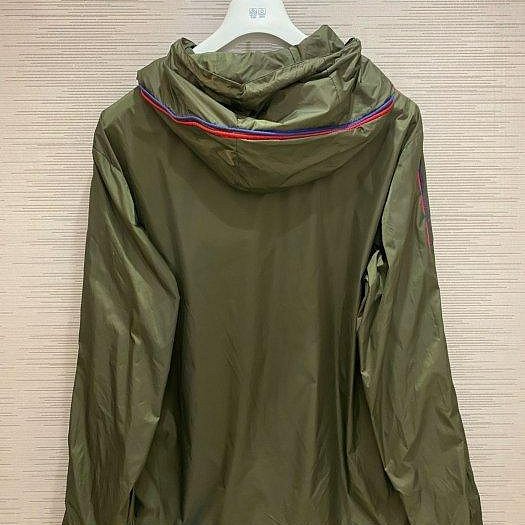 💎Han's house精品服飾💎moncler 彩條 尼龍 風衣 連帽 外套 稀有大尺寸 現貨 4原價27000-5