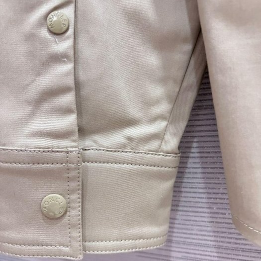 💎Han's house精品服飾💎moncler 風衣 外套 現貨 M 原價27000-3