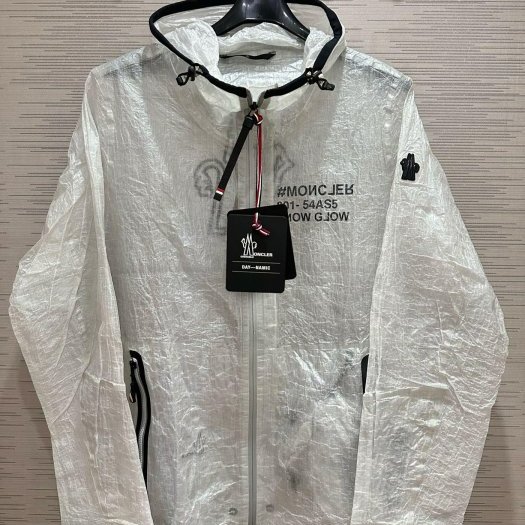 💎Han's house精品服飾💎moncler 滑雪系列 高機能 抗拉力 抗撕裂性 重量極輕 尼龍 風衣 連帽 外套 現貨 4 原價73300 可手水洗-0