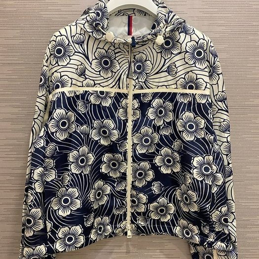 💎Han's house精品服飾💎moncler Keragan 花卉 尼龍 風衣 連帽 外套 現貨2 原價36100-1