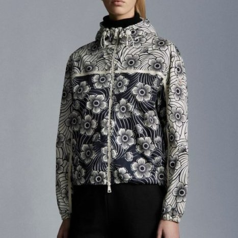 💎Han's house精品服飾💎moncler Keragan 花卉 尼龍 風衣 連帽 外套 現貨2 原價36100-3