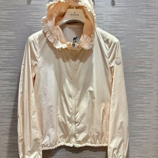 💎Han's house精品服飾💎moncler 荷葉領 尼龍 風衣 連帽 外套 現貨 女0號-1