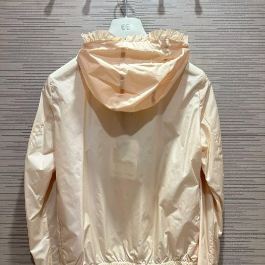 💎Han's house精品服飾💎moncler 荷葉領 尼龍 風衣 連帽 外套 現貨 女0號-8