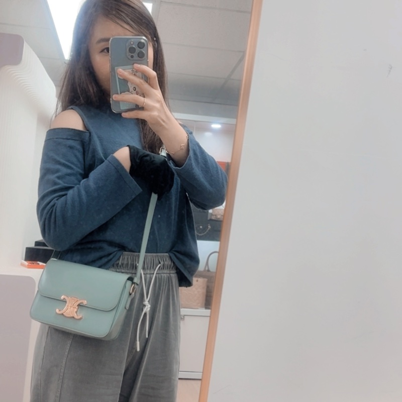 Celine triomphe teen 淺藍色凱旋門豆腐包-20