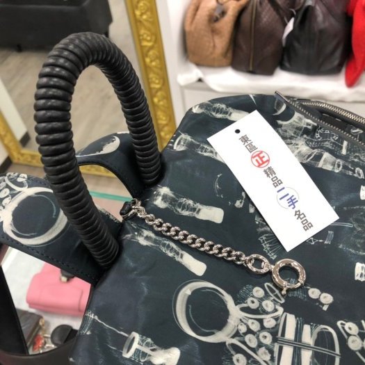 東區正精品㊣ CHANEL 香奈兒限量款太空人系列後背包RZ0670-4