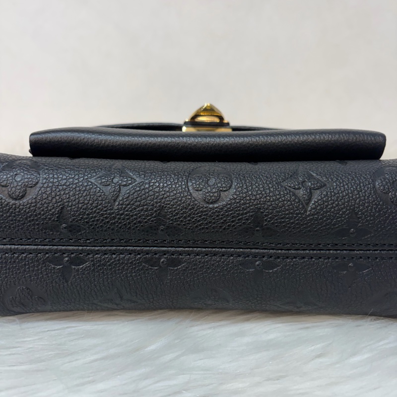 LV M44550 黑皮 壓紋 金釦 Vavin BB 肩背包 斜背包-4