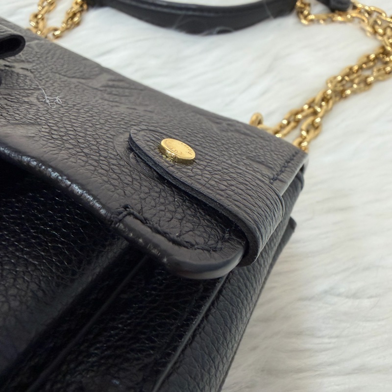 LV M44550 黑皮 壓紋 金釦 Vavin BB 肩背包 斜背包-12