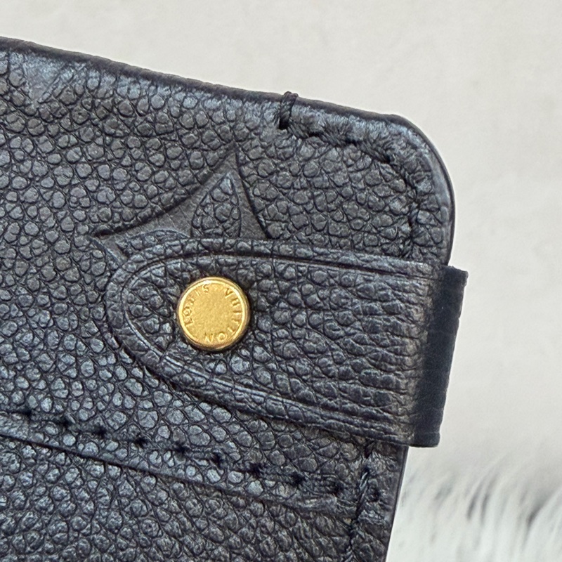 LV M44550 黑皮 壓紋 金釦 Vavin BB 肩背包 斜背包-27