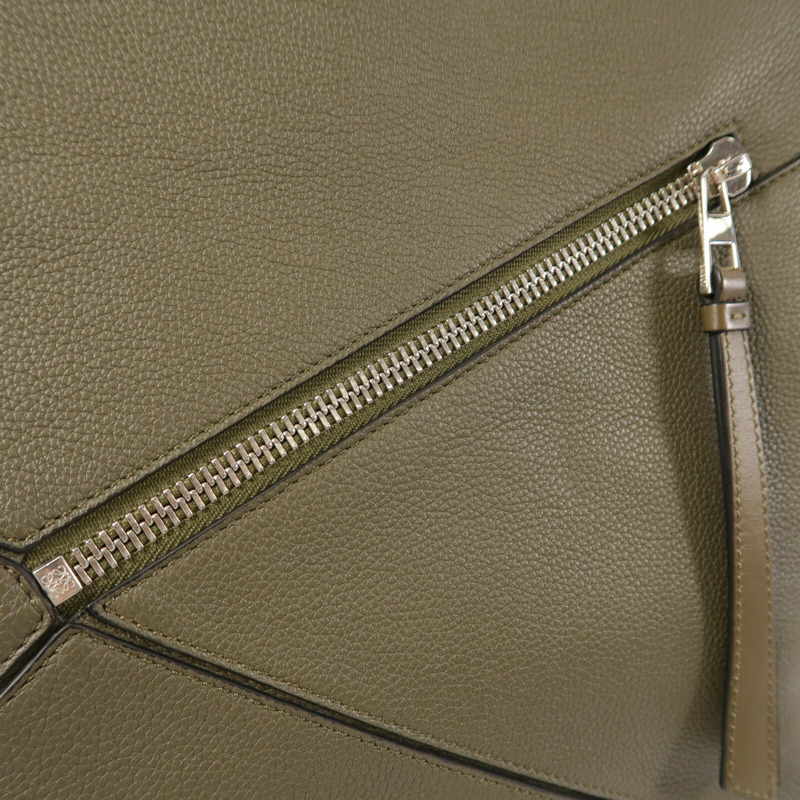 LOEWE 牛皮皮革Puzzle Messenger Bag肩背袋-11