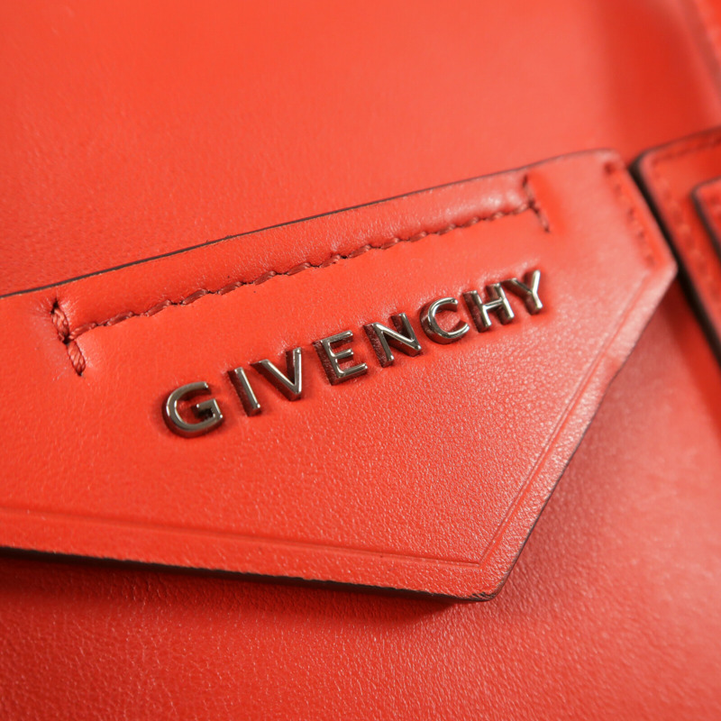 GIVENCHY 牛皮皮革Antigona Soft手挽肩背兩用袋-5