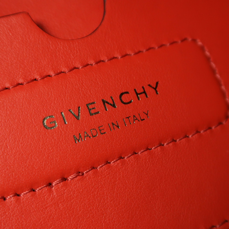 GIVENCHY 牛皮皮革Antigona Soft手挽肩背兩用袋-8