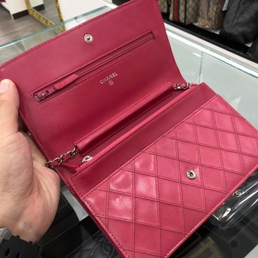 東區正精品㊣CHANEL WOC 香奈兒 桃紅色牛皮銀釦銀鍊肩背手拿斜背包發財包 RZ0157-4