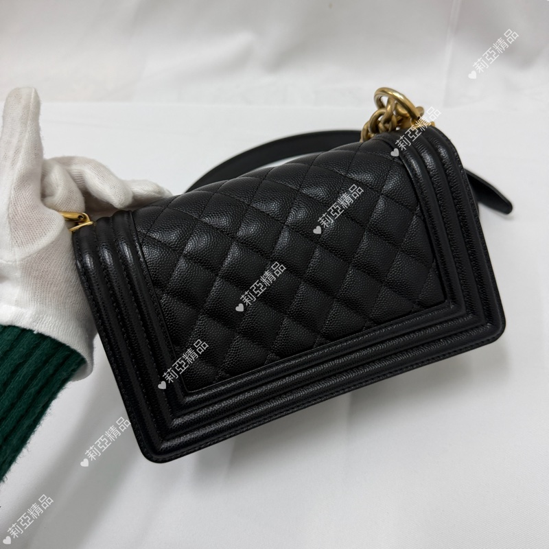 莉亞精品♡Chanel Boy20黑金荔枝牛 二手美包-2