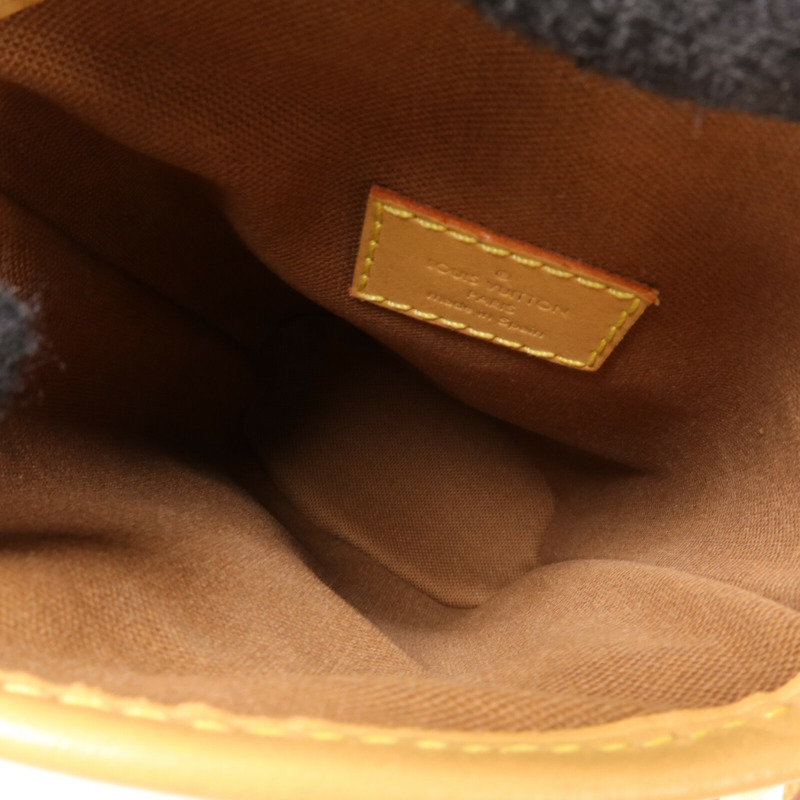 LOUIS VUITTON Monogram Fold Me Pouch肩背袋-4