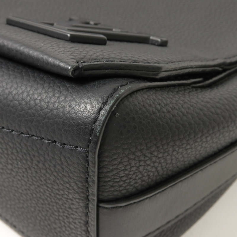 LOUIS VUITTON 牛皮皮革Takeoff Messenger肩背袋-11