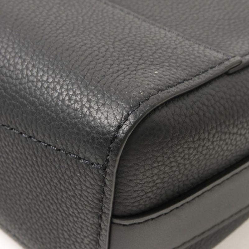 LOUIS VUITTON 牛皮皮革Takeoff Messenger肩背袋-13