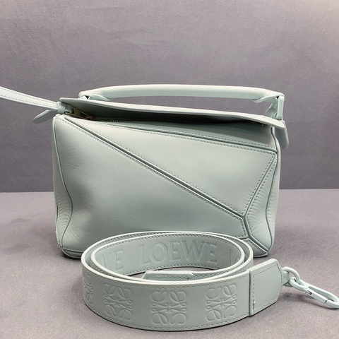 98新✨Loewe羅意威 puzzle 幾何包手提包單肩包斜挎包 22年編碼 ❤️正品保障