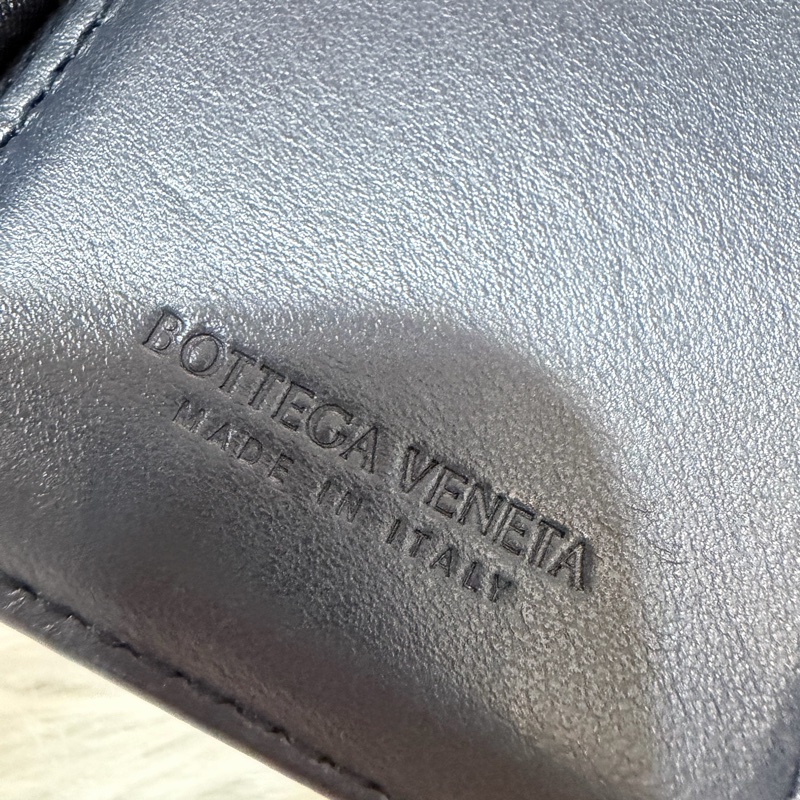 BOTTEGA VENETA BV 651372 黑色 小羊皮 編織 三折 拉鍊 零錢袋 短夾 皮夾-30