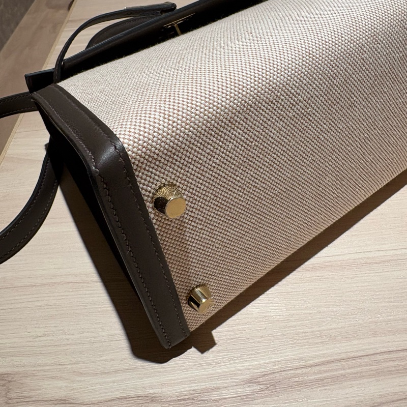 【98新珍稀天菜】Hermès Kelly 25 外縫 經典米白帆布拼接深棕皮-8