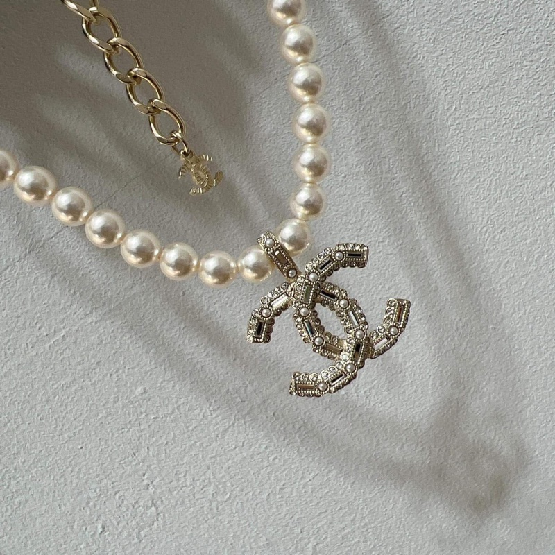 Chanel 經典不敗雙C珍珠項鍊（離櫃全新收藏品）-3