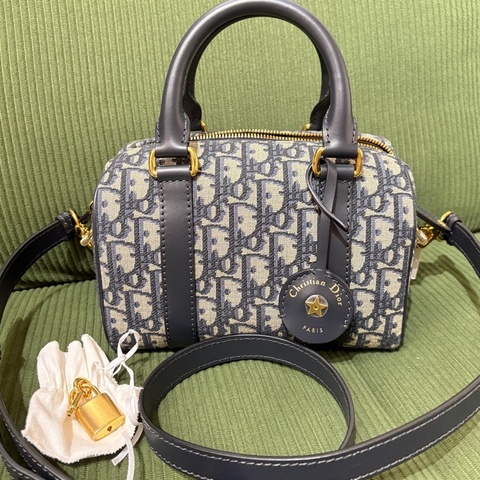 9.9新DIOR 藍色帆布老花提花波士頓包單肩包斜挎包手提包 金色五金 可拆卸肩帶 24年編碼❤️正品