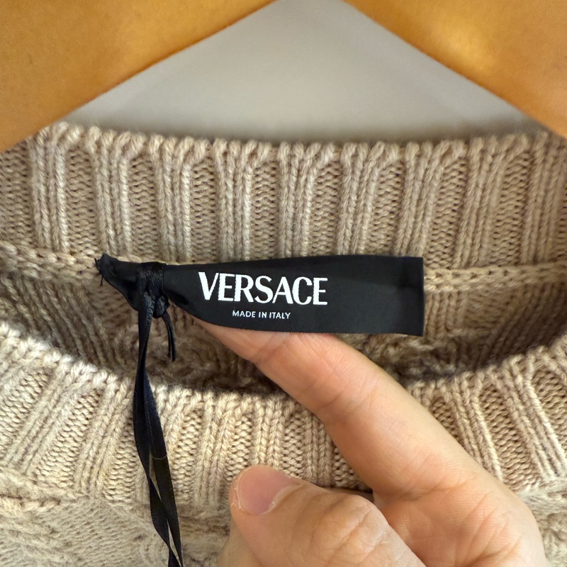 Versace 👍🏻 100%Real正貨，100%New,羊毛冷衫-3
