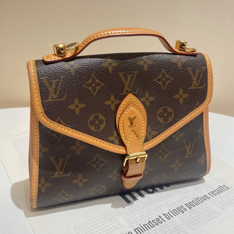 路易威登LV  IVY 老花邮差包19年-6