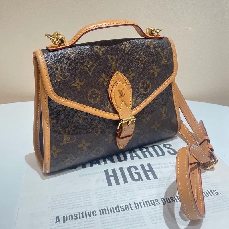 路易威登LV  IVY 老花邮差包19年-7