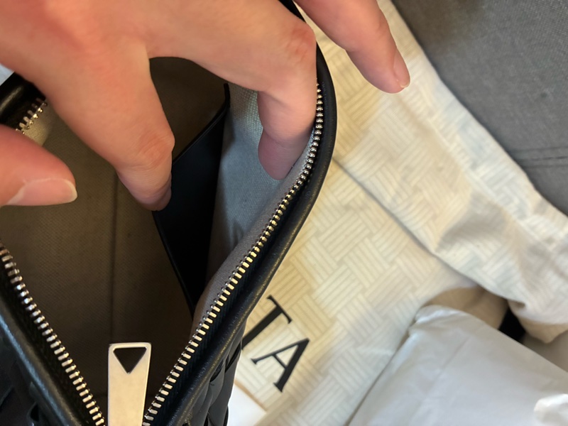 BV Traveler Phone Pouch 9.9新!-5