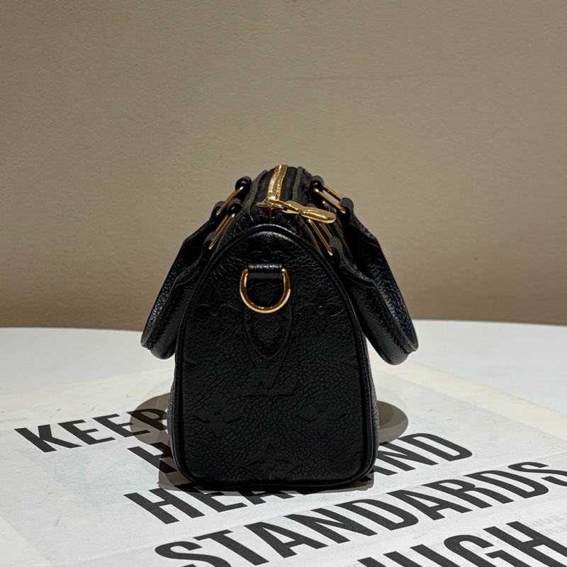路易威登Louis Vuitton Speedy nano 黑色全皮壓紋芯片款-5