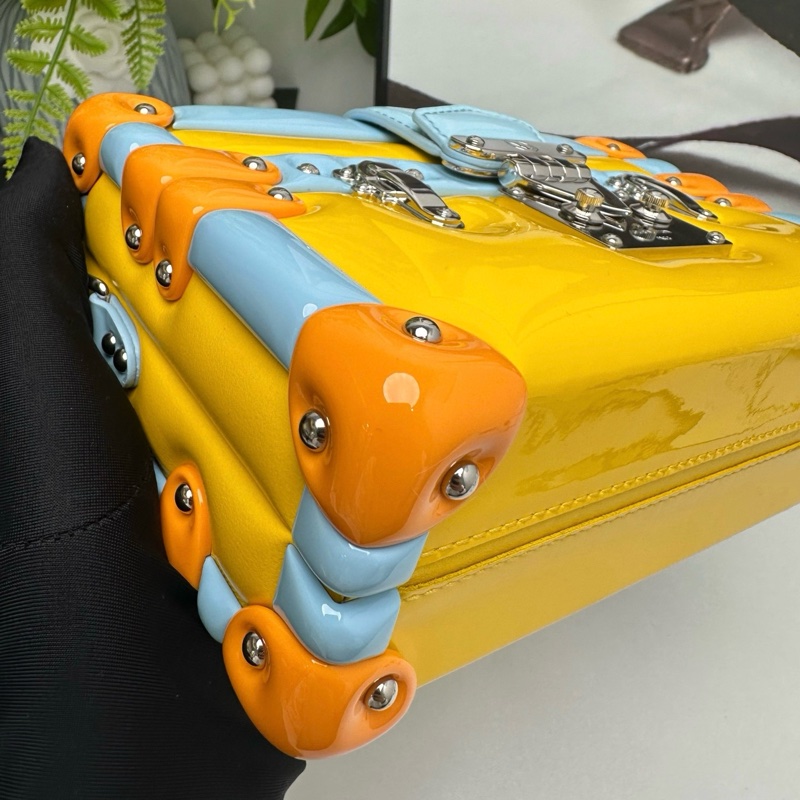 💛閒置新 路易威登/Louis Vuitton LV Petite Malle 充氣硬盒子 黃藍配色 早秋走秀款 芯片款 成色如圖💛正品保障-5