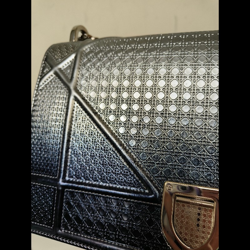 ❤️感恩月❤️折扣最後倒數至5/31‼️㊣✨Christian Dior✨迪奧 CD 漸層色 銀漆 掀蓋 盾牌包 鏈條包 肩背包 斜背包/二手包/保證正品🌳二手樹屋🌳-16