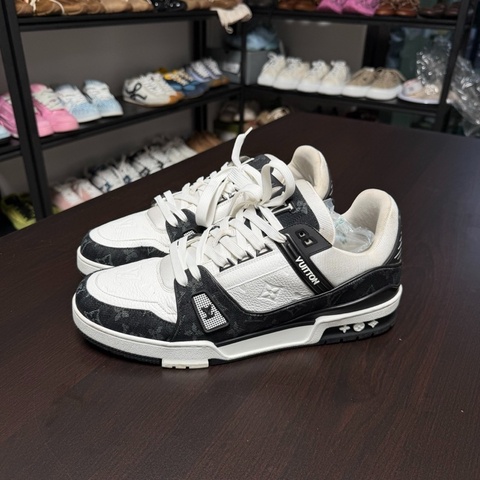 路易威登lv trainer黑白牛仔板鞋 44.5碼