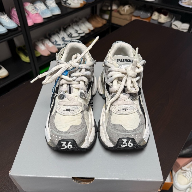 Balenciaga巴黎世家runner黑白做舊運動鞋 36碼-1